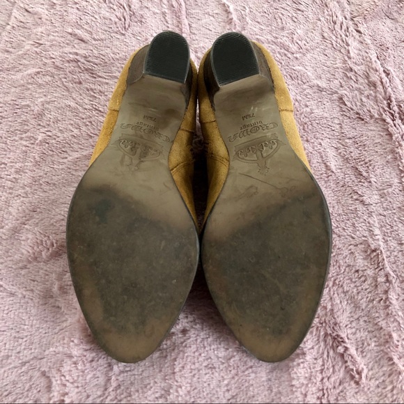 Crown Vintage Cvivvy Suede Ankle Boot - Picture 5 of 8